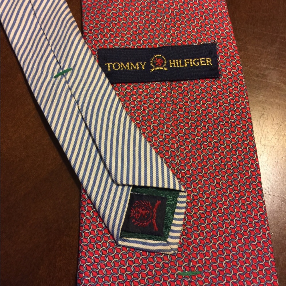 Vintage Tommy Hilfiger tie